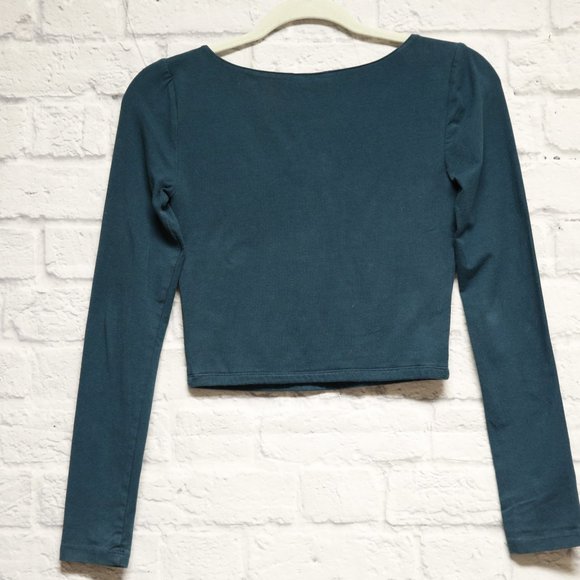 Dark Teal Long-sleeve Crop-top - Picture 2 of 2